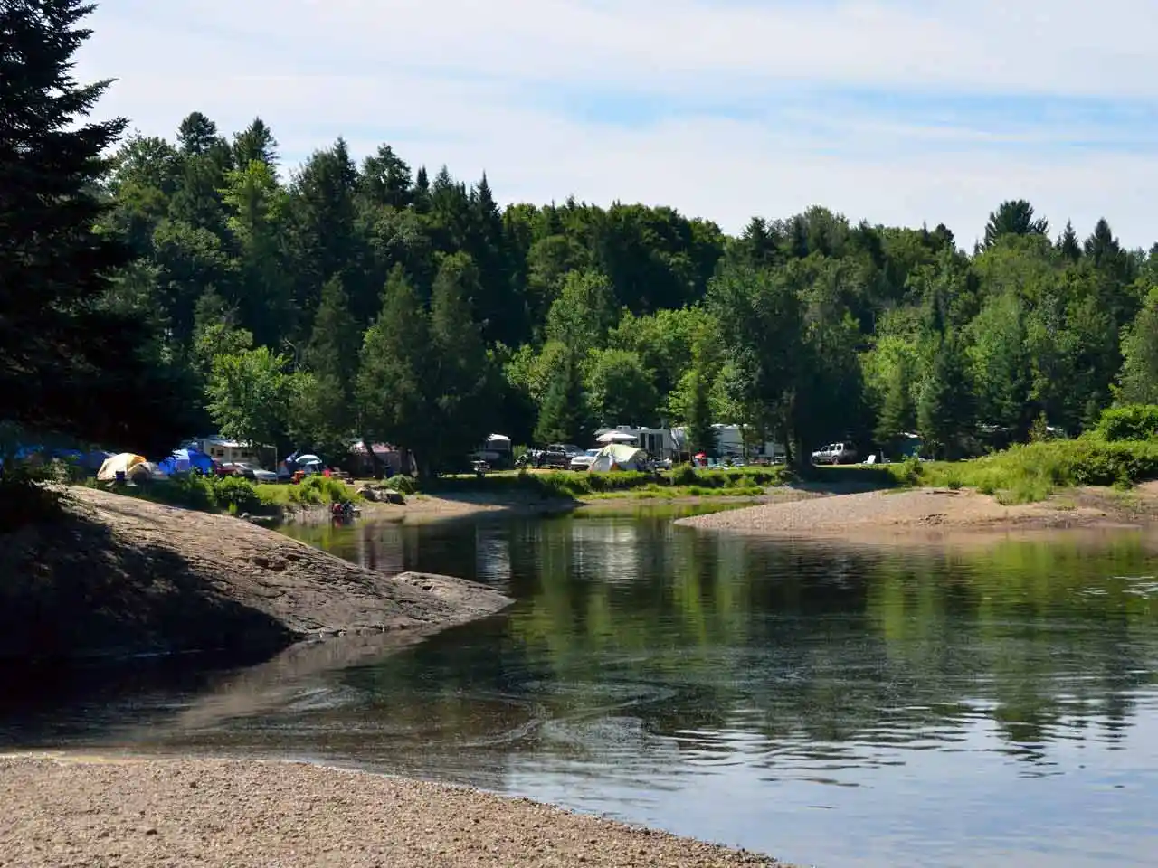 Camping Shamrock River and Beach 2022